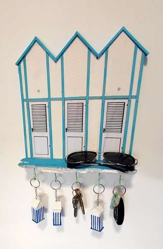 Portachiavi da parete stile cabina da spiaggia