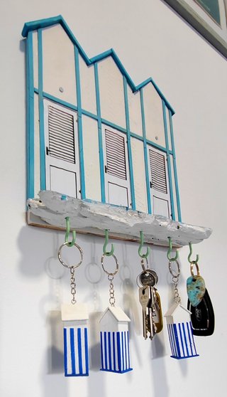 Portachiavi da parete stile cabina da spiaggia