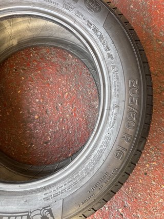 2 Neumáticos MICHELIN 205/60R16 92H