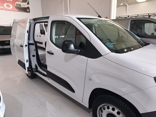 Peugeot Partner 07/2023  3 Plazas!