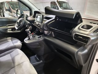 Peugeot Partner 07/2023  3 Plazas!