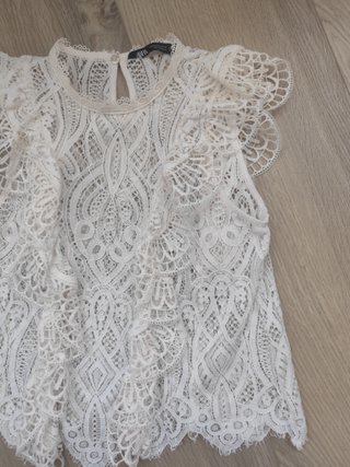 Blusa Zara sin mangas de blonda Talla XS