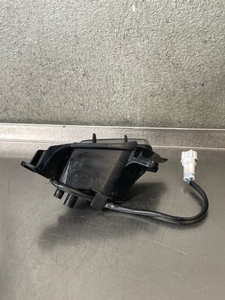 Piloto Trasero Izquierdo Yamaha MT125 2023