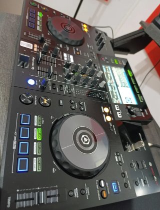 Pioneer DJ XDJ-RR Controlador DJ