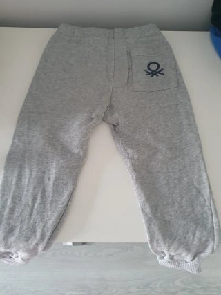 Pantalón chándal Benetton Talla 3-4