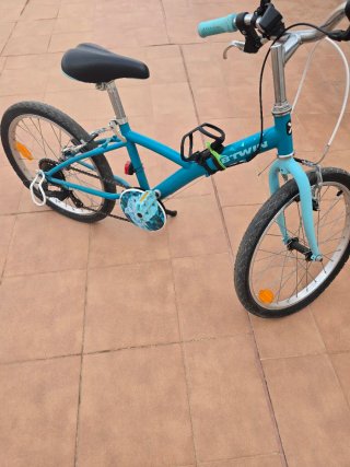 Bicicleta azul infantil BTWIN