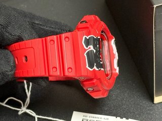 G-Shock DW-6900AKA-4JR Rojo Japonés