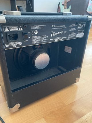 Amplificador Fender Champion 20