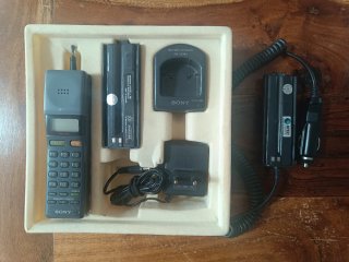 Teléfono Sony CM-H333 Mars Bar Vintage