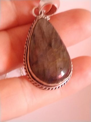 Collana pendente labradorite
