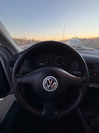 Volkswagen Bora 1.6 16V 105 CV — Único propietario
