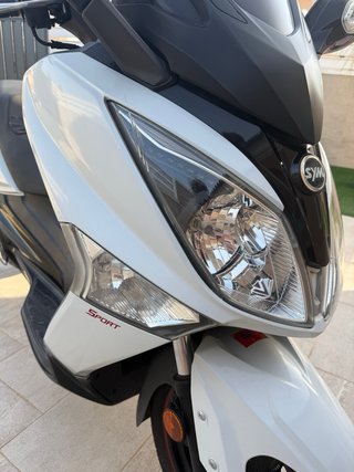 Moto SYM JOYMAX 125 SPORT