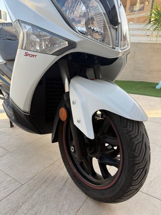 Moto SYM JOYMAX 125 SPORT