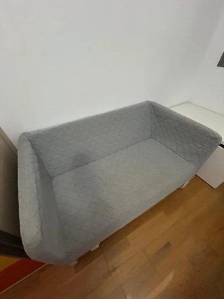 Sofá de tela gris Ikea