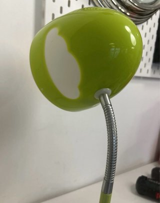 Lampada da tavolo Ikea Skojig verde