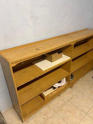 Estantería de madera para trastero