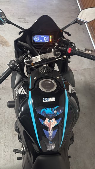 Honda CBR 650R Sportbike Negra/Azul