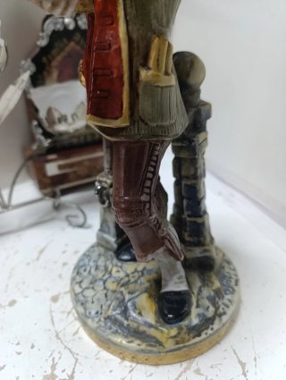 Figura Pregonero Porcelana SUREDA Vintage