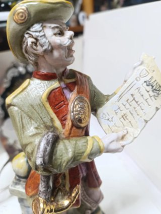 Figura Pregonero Porcelana SUREDA Vintage