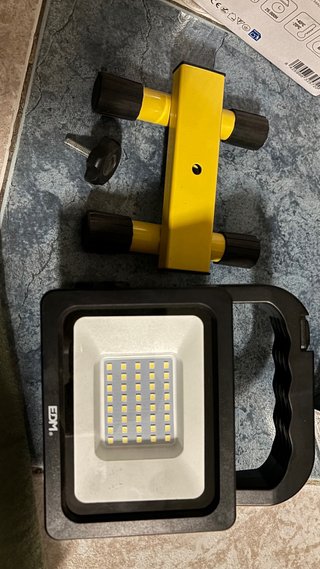 Foco LED Recargable EDM 6500K USB-C