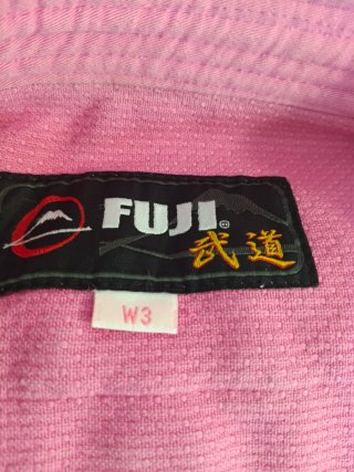 Kimono Jiujitsu Marca FUJI Mujer W3 /F3 color rosa
