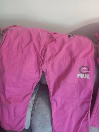 Kimono Jiujitsu Marca FUJI Mujer W3 /F3 color rosa