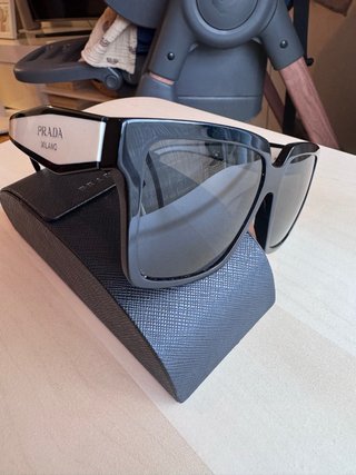 Gafas Prada Negras Patilla Blanca