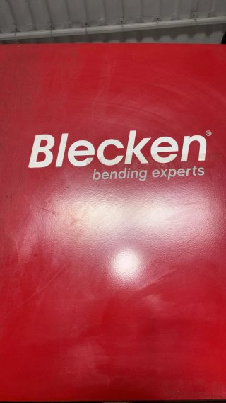 PRENSA PLEGADORA COMPACTA BLECKEN / TCI CUTTING
