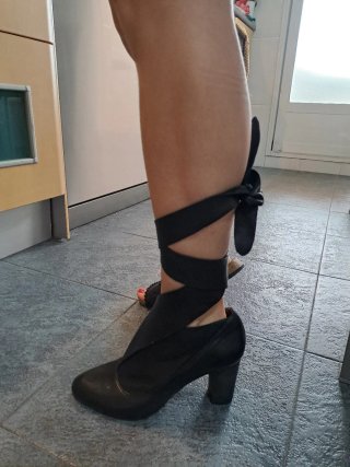 Zapatos de tacon de piel negros
