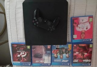 Consola PS4 Slim + 5 Juegos
