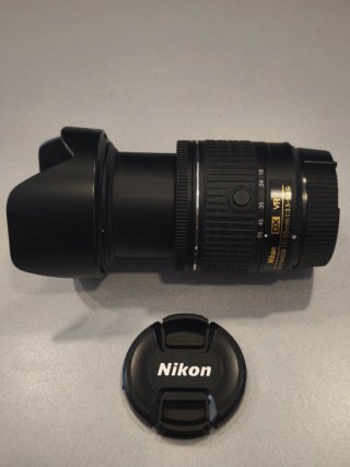 Objetivo Nikon AF-P DX 18-55mm VR