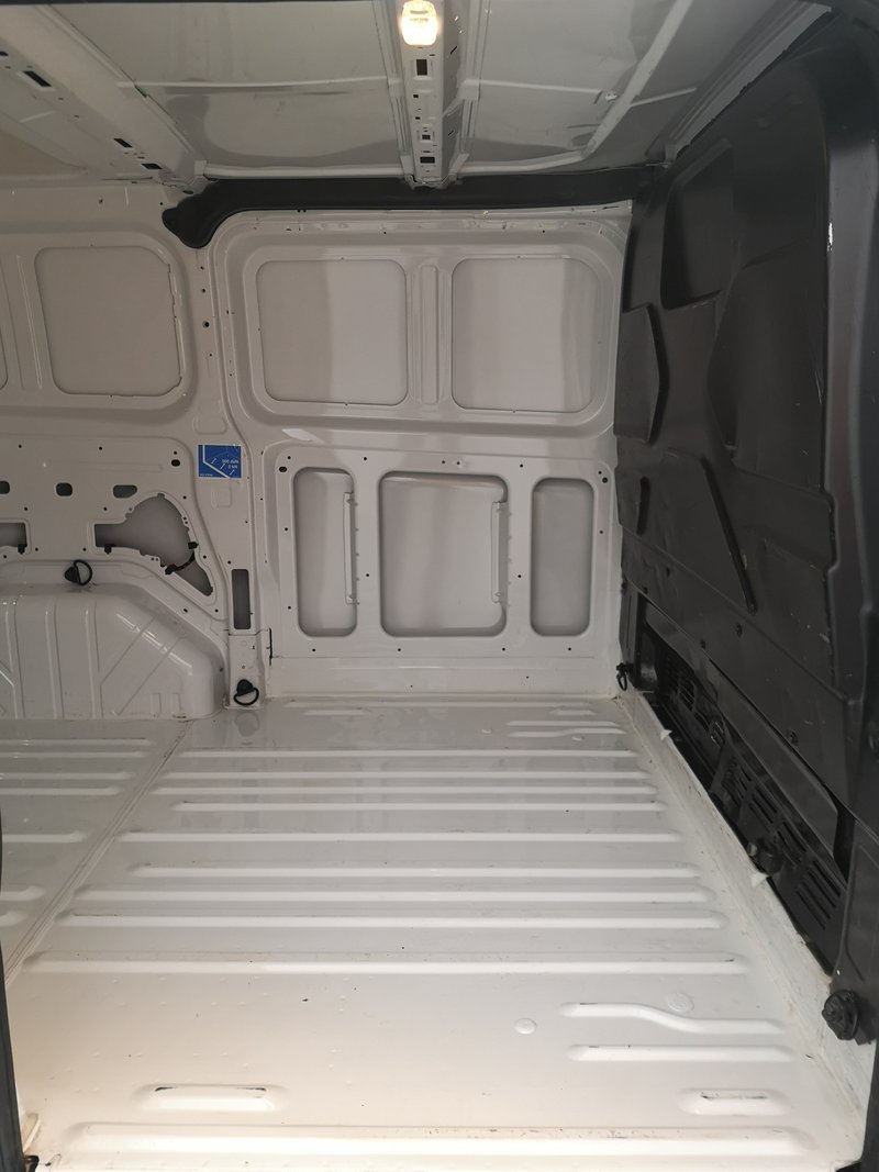 Ford Transit Custom 2018, foto 9