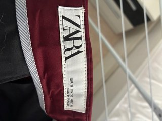 Traje Zara Hombre Morado/Rojo