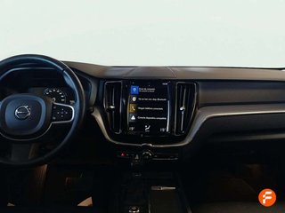 Volvo XC60 2.0 T4 Momentum Auto