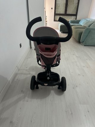 Triciclo para bebé rosa