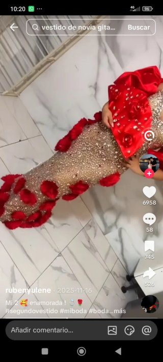 Vestido de novia gitana dorado y rojo