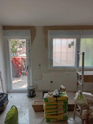 Pintor profesional y alisador de gotele
