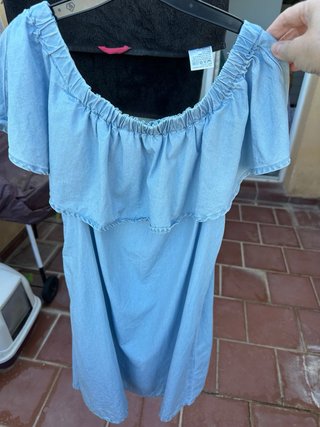 vestido azul claro