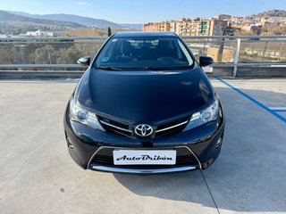 Toyota Auris 2015