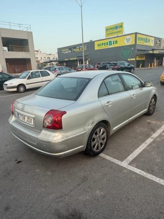 Toyota Avensis 2008