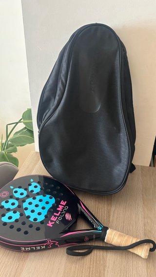 Pala de pádel Kelme Felina Negra, poco uso