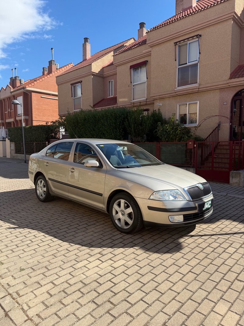 Skoda Octavia 1.9 TDI Trend - foto 1
