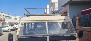 Baca Land Rover 109