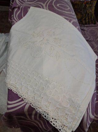 Antiguo juego sábanas matrimonio viuda de torrá.
