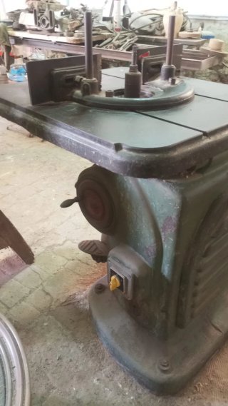 Herramientas de carpintería variadas