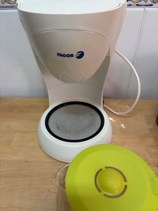 Cafetera Fagor con jarra de cristal