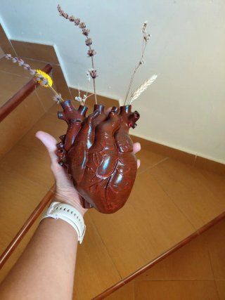 Florero Corazón Anatómico / Jarrón gótico