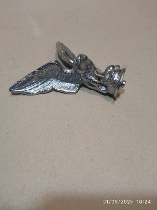 Figura Águila Bronce Cromado