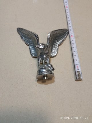 Figura Águila Bronce Cromado