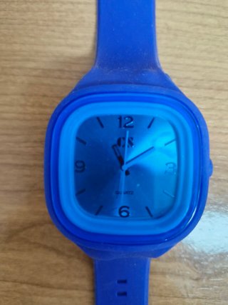 Reloj Azul